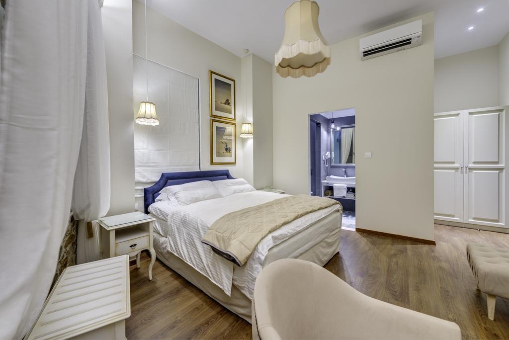 1844 Suites Syros إرموبولّي المظهر الخارجي الصورة